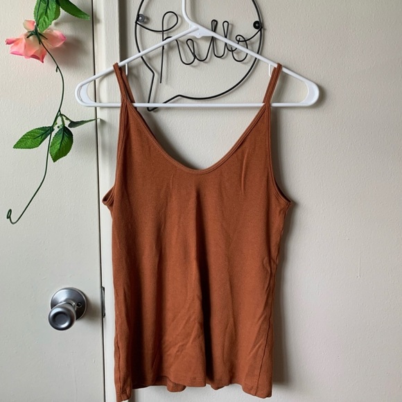Universal Thread Tops - Universal Thread Ribbed Tank Top